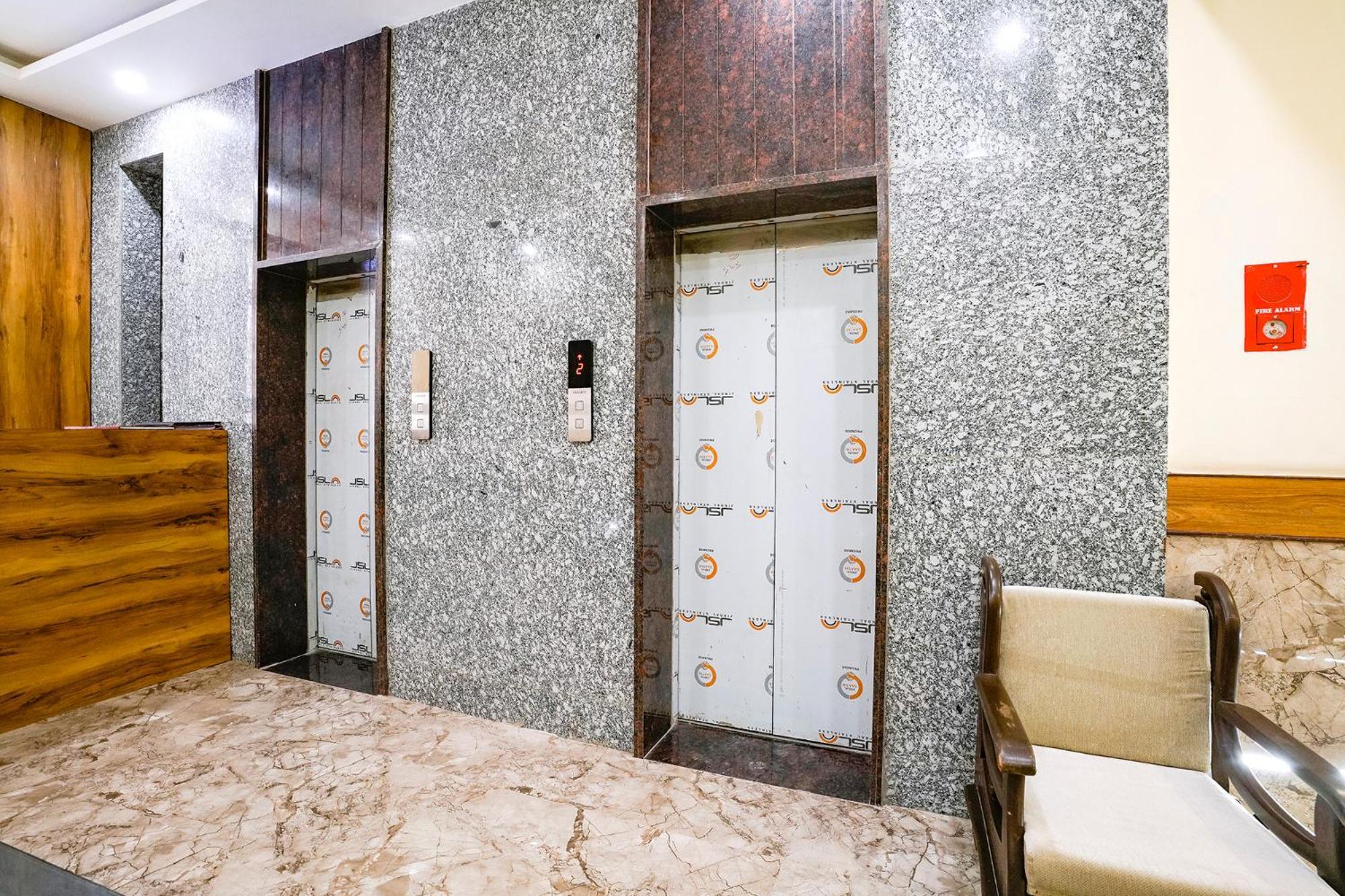 Fabhotel 7 Square - Nr Bkc 3* Mumbai (Bombay)
